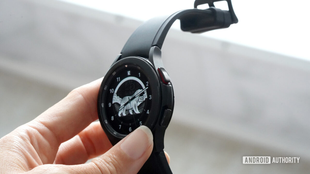 If the rotating bezel is back, I’ll hit ‘check out’ on a Galaxy Watch 6