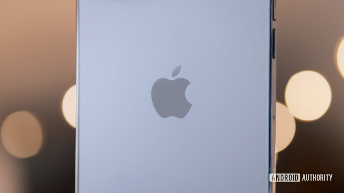 Even Apple makes mistakes: 4 glorious iPhone blunders