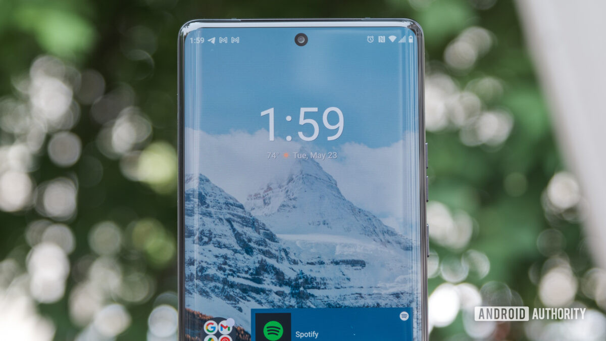 motorola edge plus 2023 display curves motorola edge plus 2023 display curves