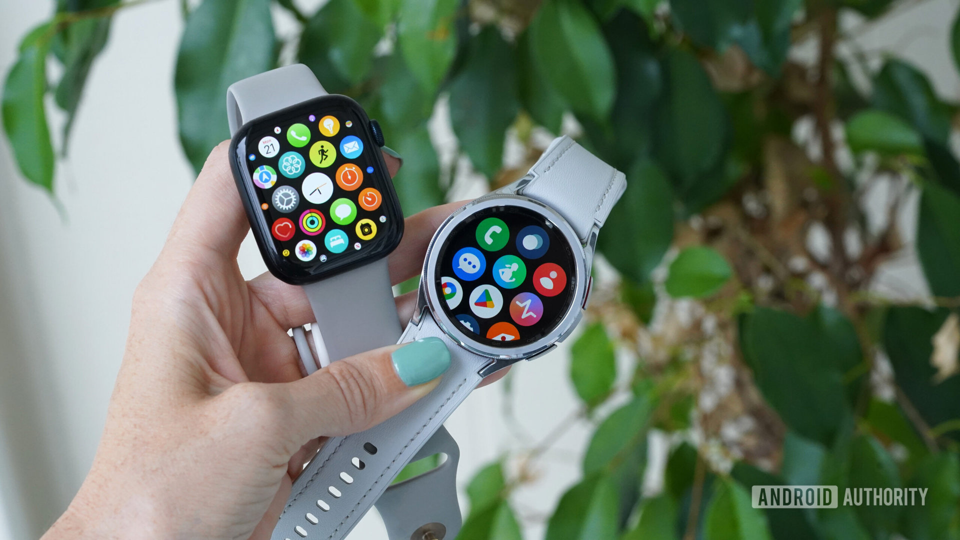 Apple Watch Series 8 vs Galaxy Watch 6 Apple Watch Series 8 vs Galaxy Watch 6